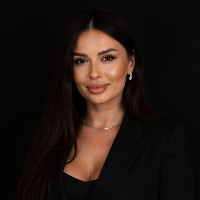Iulia Dinu, brow artist